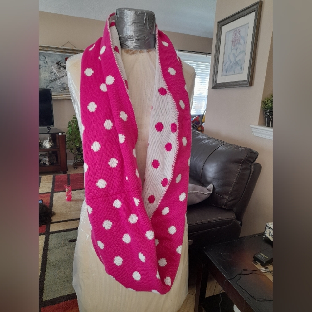 Pink and white double sided scarfs